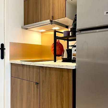 Apartment Nomad